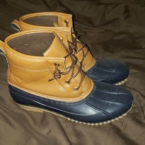 Rain duck boots
